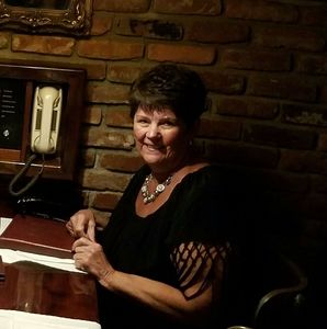 Meet your Posher, Connie